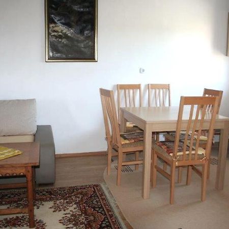 App Dzafic Apartment Vrh  ภายนอก รูปภาพ