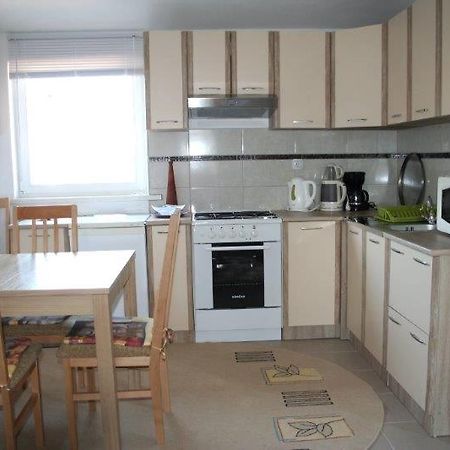 App Dzafic Apartment Vrh  ภายนอก รูปภาพ